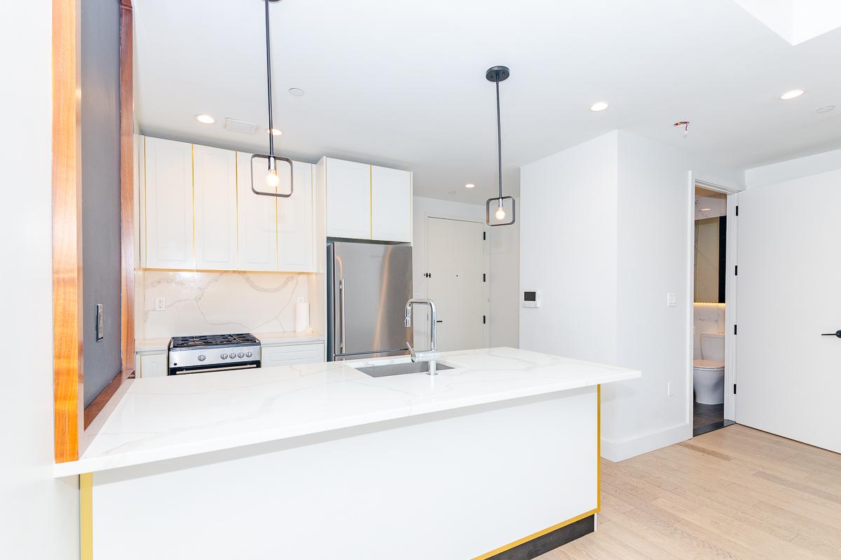 635 4th Ave Unit 1201 photo 4