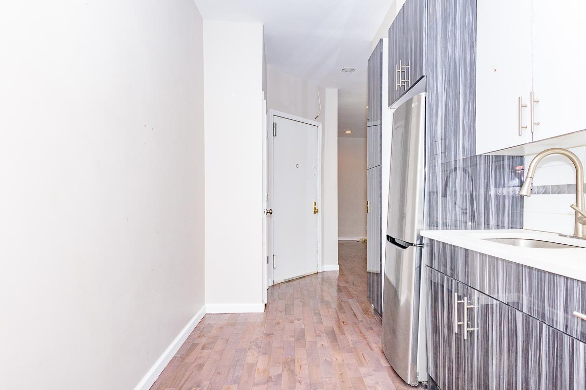 377 Montgomery St, Brooklyn, NY 11225 Unit D8 photo 3