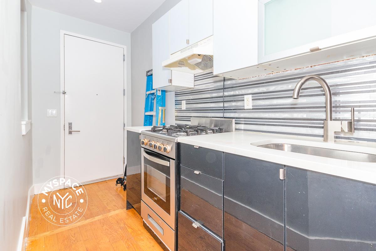 252 Schenectady Ave, Brooklyn, NY 11213 Unit 1B photo 2