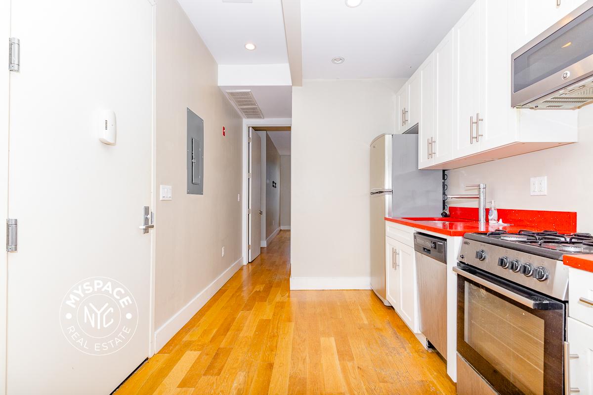 250 Melrose St, Brooklyn, NY 11206 Unit 3L photo 2