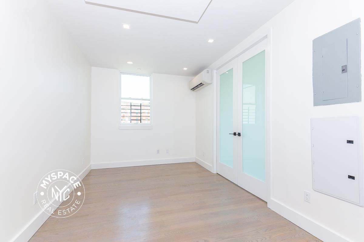 2911 Albemarle Rd Brooklyn, New York 11232 Unit 4R photo 2