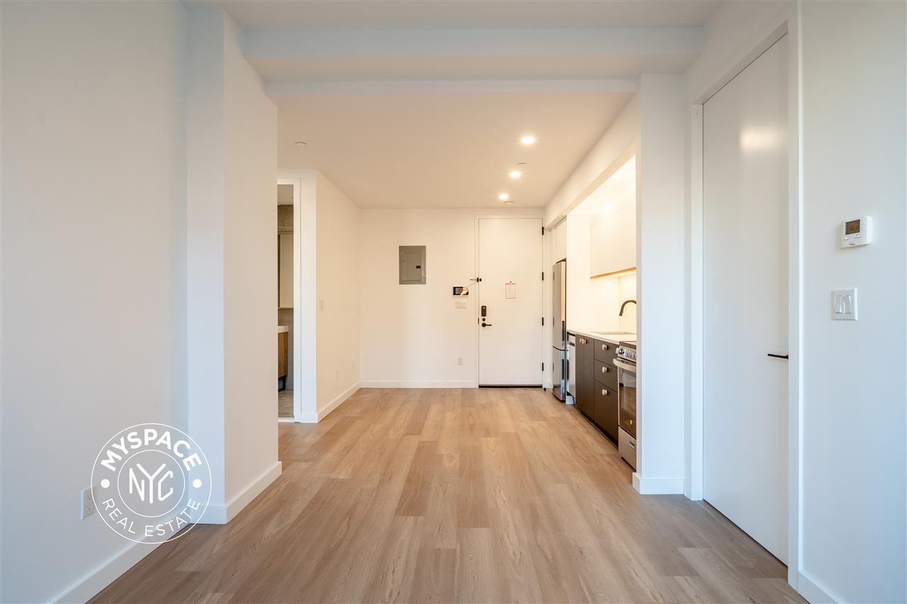 654 Madison Brooklyn, NY 11238 Unit 3F photo 4
