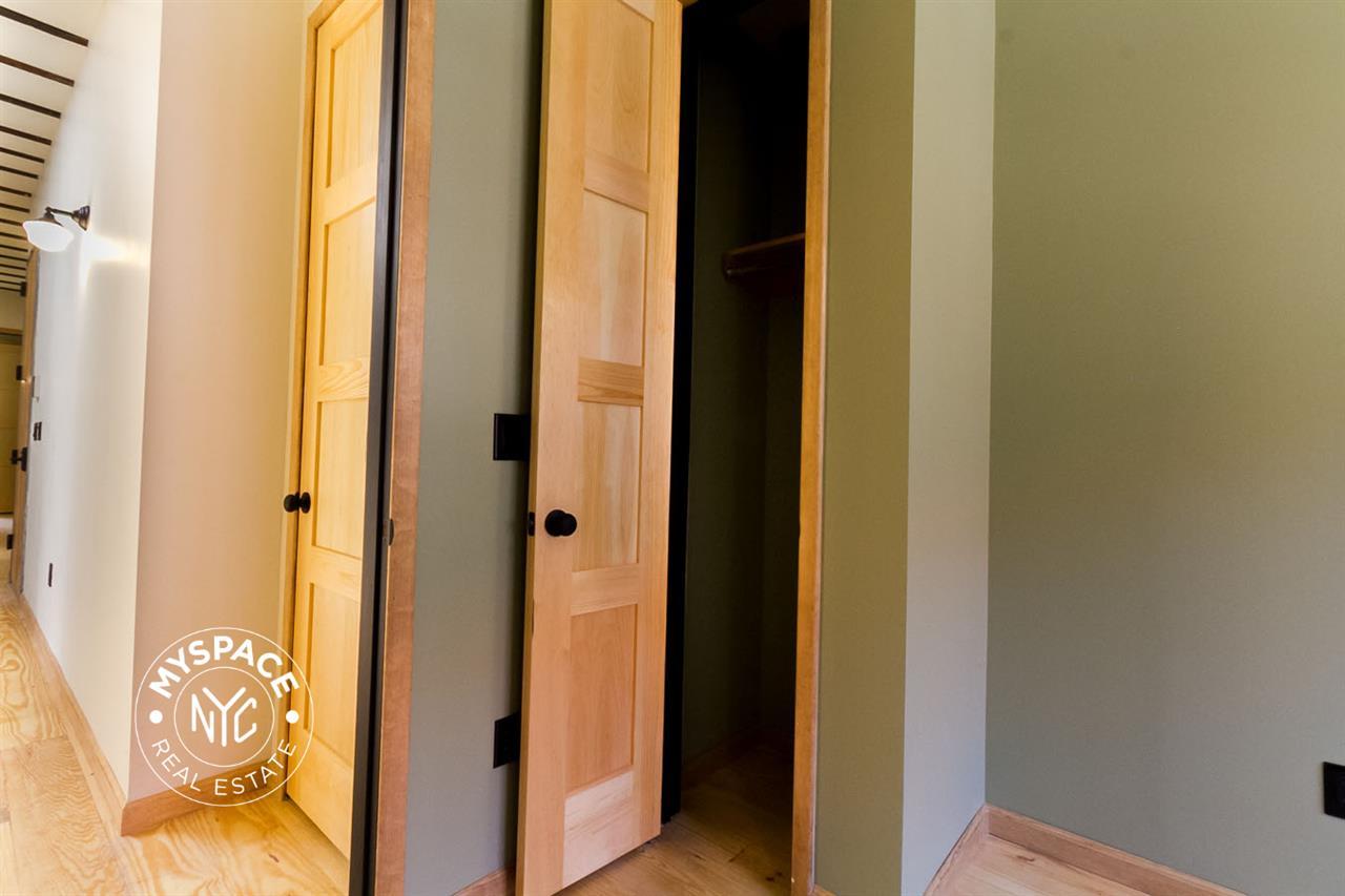 212 Starr Street, Brooklyn, NY Unit 2R photo 4