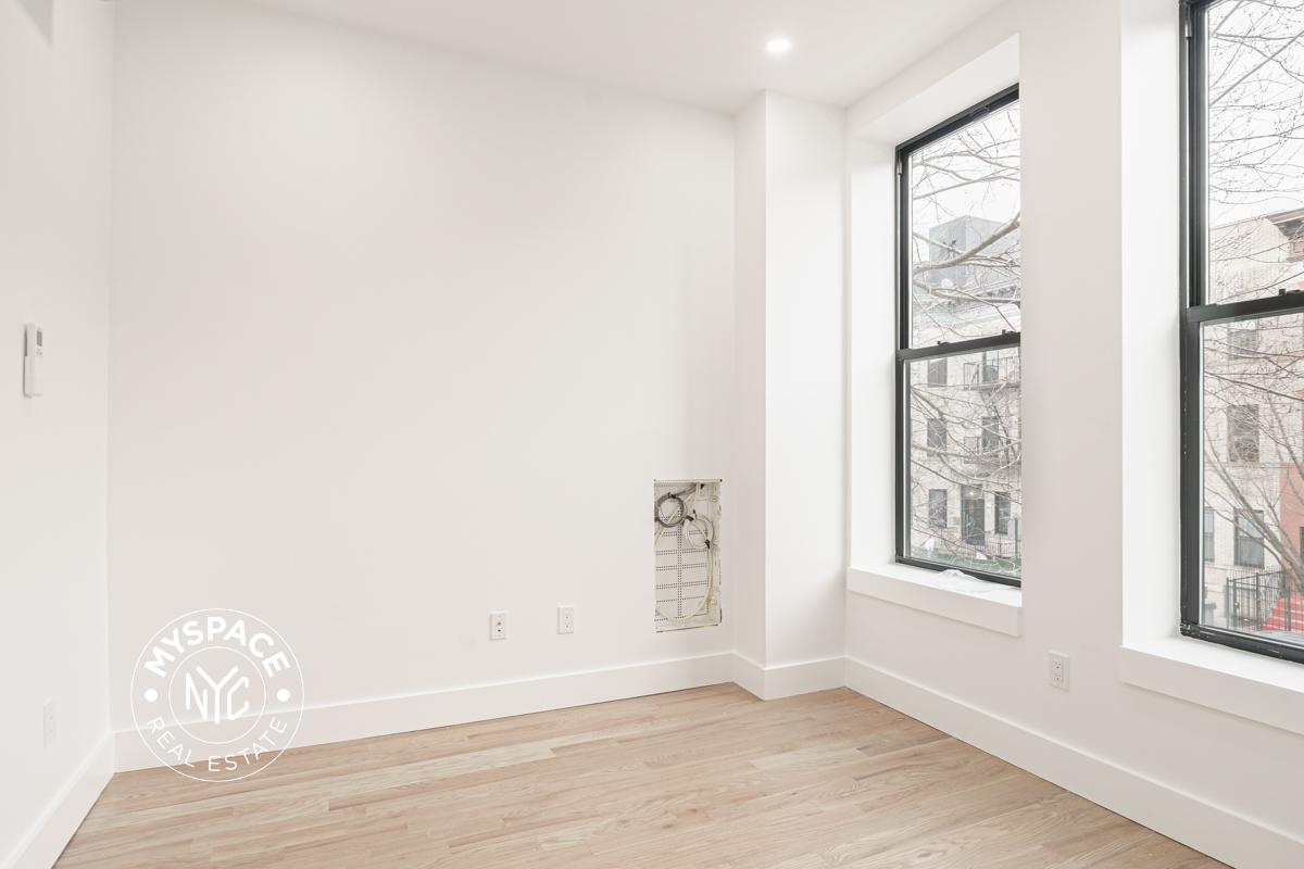 1042 President Street Unit 2E photo 3