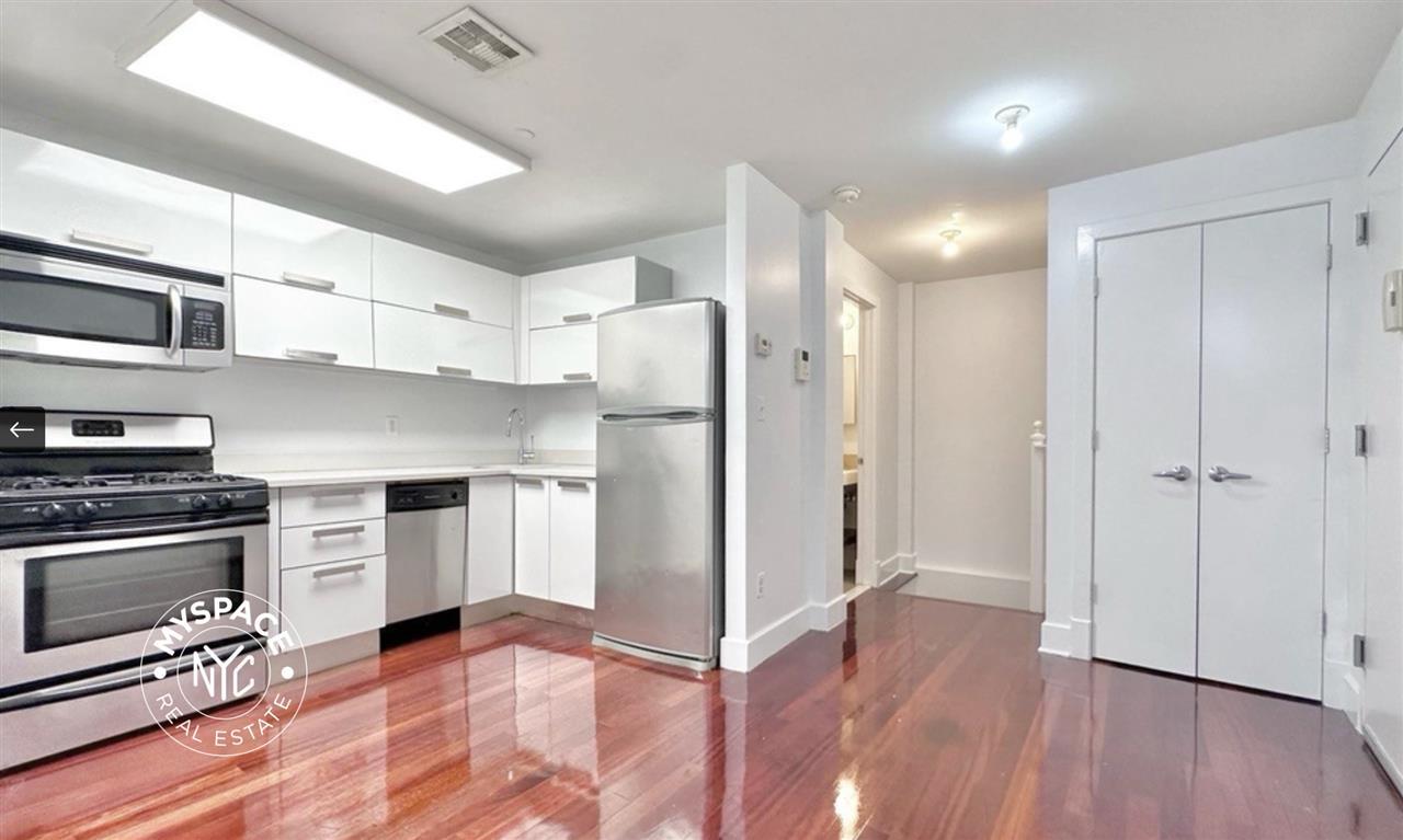 16 Meserole Street, Brooklyn, NY 11206 Unit 1B photo 2