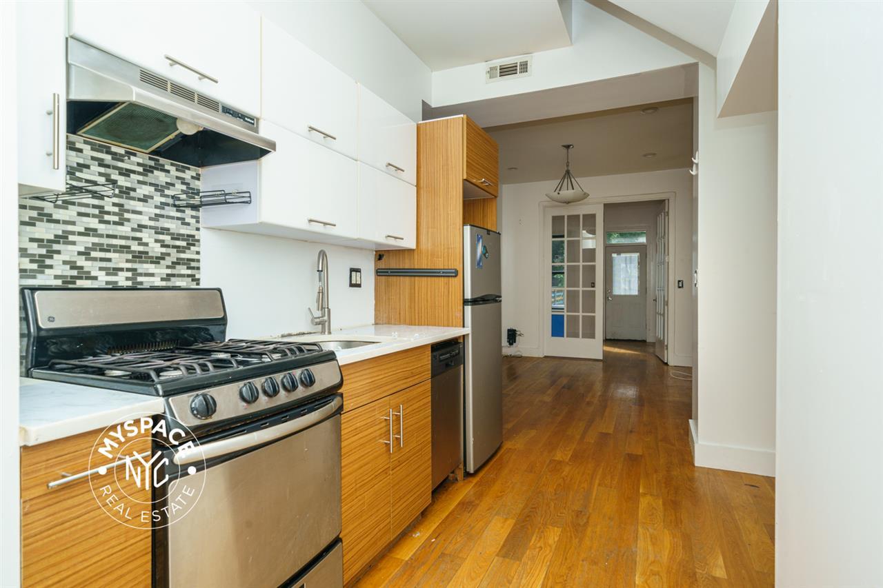 259 Jefferson Street, Brooklyn, NY 11237 Unit 1L photo 3
